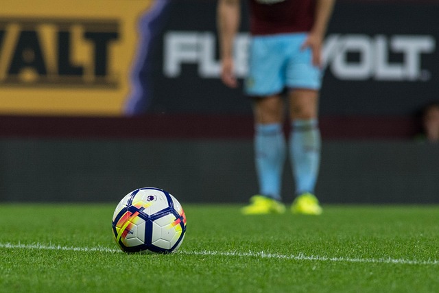 Premier League kick-off with Darren Fletcher