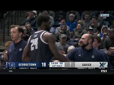 Dailyn Swain takes it cruise-to-cruise for an UNREAL jam to prolong Xavier’s lead over Jackson Notify