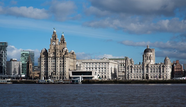 Everton v Liverpool